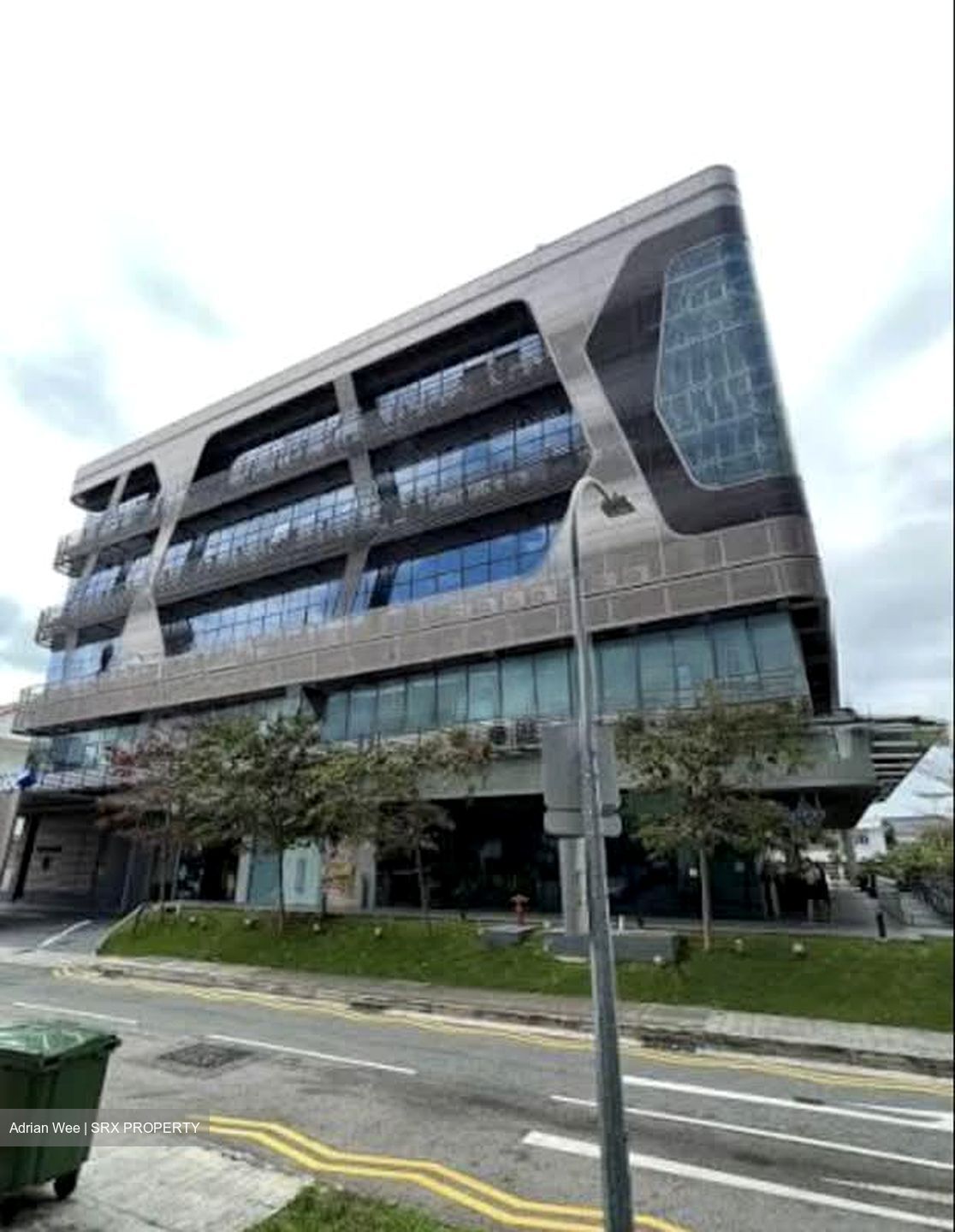 Hexacube (D14), Office #579070831
